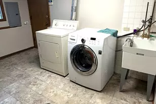 1814 Holly Ave, Darien, IL 60561 - Photo 16