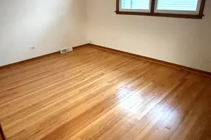 1814 Holly Ave, Darien, IL 60561 - Photo 10