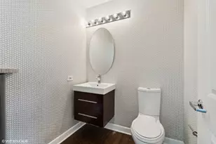 700 W Van Buren St, Chicago, IL 60607 - Photo 32