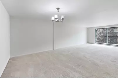 8610 Waukegan Road #302, Morton Grove, IL 60053 - Photo 6