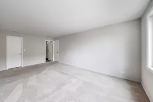 8610 Waukegan Rd, Morton Grove, IL 60053 - Photo 18