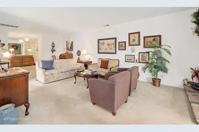 1S055 Spring Road #2C, Oakbrook Terrace, IL 60181 - Photo 6