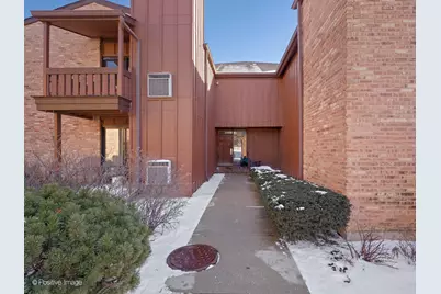 1S055 Spring Road #2C, Oakbrook Terrace, IL 60181 - Photo 2