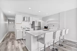 1726 N Kedzie Ave, Chicago, IL 60647 - Photo 2