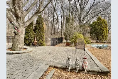 2560 E 259th Road, Peru, IL 61354 - Photo 6