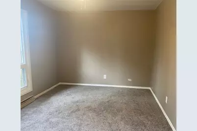 2560 E 259th Road, Peru, IL 61354 - Photo 20