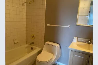 2560 E 259th Road, Peru, IL 61354 - Photo 16