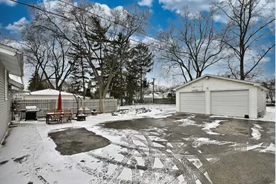 110 S Yale Avenue, Villa Park, IL 60181 - Photo 42