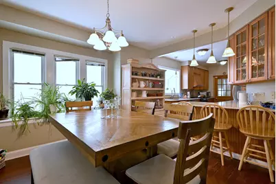 110 S Yale Avenue, Villa Park, IL 60181 - Photo 12