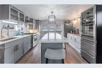 106 8th Avenue, Bartlett, IL 60103 - Photo 1