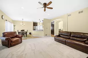 9229 Natchez Ave, Morton Grove, IL 60053 - Photo 10