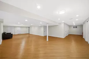 9229 Natchez Ave, Morton Grove, IL 60053 - Photo 18