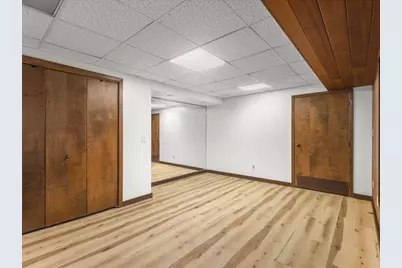 5827 Coachman Court, Rockford, IL 61107 - Photo 74