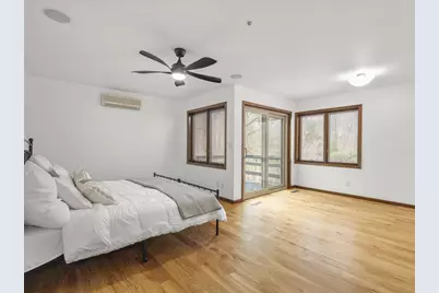 5827 Coachman Court, Rockford, IL 61107 - Photo 48