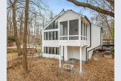 5827 Coachman Court, Rockford, IL 61107 - Photo 4