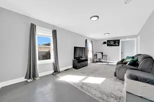 9436 S Spaulding Ave, Evergreen Park, IL 60805 - Photo 12