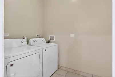 [Address not provided], Chicago, IL 60637 - Photo 32