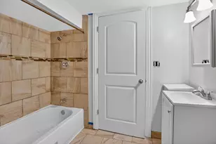 [Address not provided], Chicago, IL 60637 - Photo 44