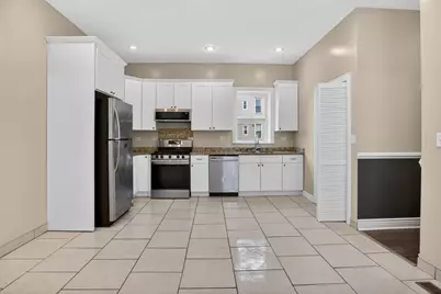 [Address not provided], Chicago, IL 60637 - Photo 26