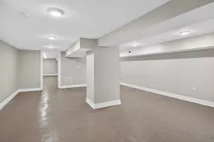 [Address not provided], Chicago, IL 60637 - Photo 40