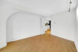 300 N State St, Chicago, IL 60654 - Photo 12