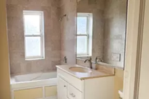 7410 N Damen Ave, Chicago, IL 60645 - Photo 8