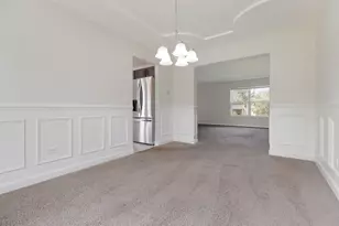 399 Fulton St, South Elgin, IL 60177 - Photo 10