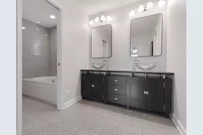 399 Fulton Street, South Elgin, IL 60177 - Photo 18