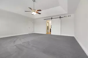 399 Fulton St, South Elgin, IL 60177 - Photo 16