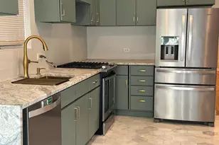 923 W Fletcher St, Chicago, IL 60657 - Photo 6