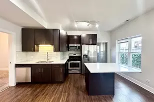 2959 N Hamlin Ave, Chicago, IL 60618 - Photo 4