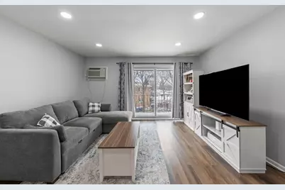 215 S Hale Street #9B, Addison, IL 60101 - Photo 4