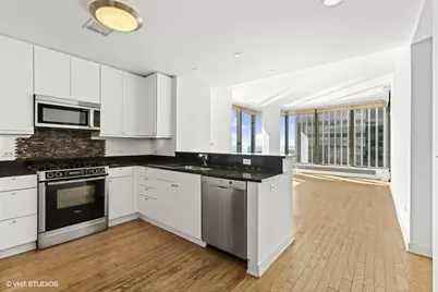 60 E Monroe Street #3204, Chicago, IL 60603 - Photo 6