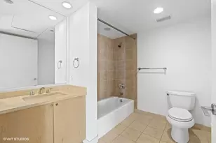 60 E Monroe St, Chicago, IL 60603 - Photo 12