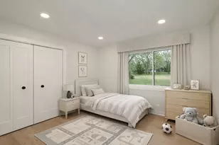 2580 Crestwood Ln, Riverwoods, IL 60015 - Photo 18