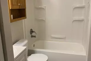 785 Woodside Dr, Roselle, IL 60172 - Photo 8