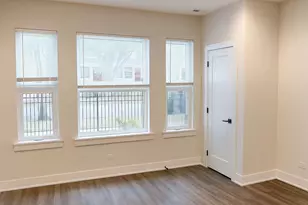 4608 S Indiana Ave, Chicago, IL 60653 - Photo 2