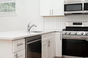 4608 S Indiana Ave, Chicago, IL 60653 - Photo 4