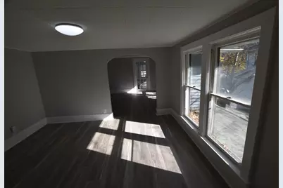 [Address not provided], Aurora, IL 60506 - Photo 8