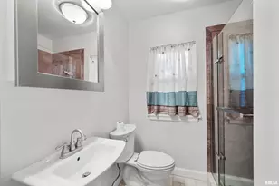 660 18th Ave, East Moline, IL 61244 - Photo 28