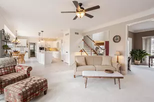 29 Cloverhill Cir, Bloomington, IL 61705 - Photo 16