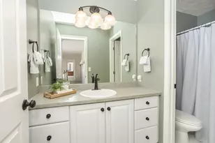 29 Cloverhill Cir, Bloomington, IL 61705 - Photo 44