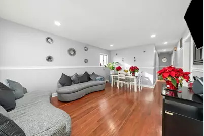 7852 Neenah Avenue, Burbank, IL 60459 - Photo 4