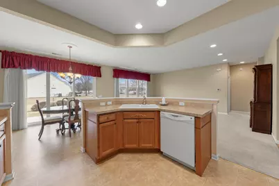 1529 Countryside Drive, Shorewood, IL 60404 - Photo 10