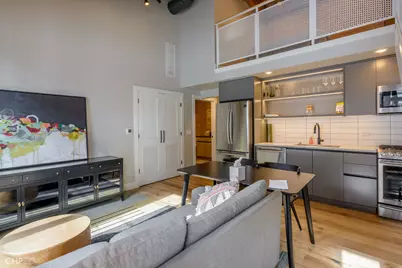 729 N Sangamon Street #412, Chicago, IL 60642 - Photo 4