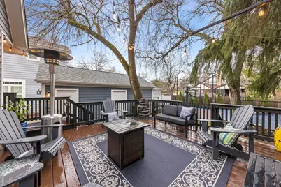 490 Carleton Avenue, Glen Ellyn, IL 60137 - Photo 24