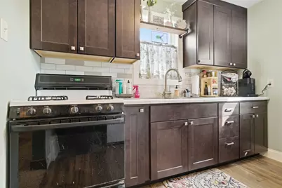 126 W Lowell Avenue, Pontiac, IL 61764 - Photo 8