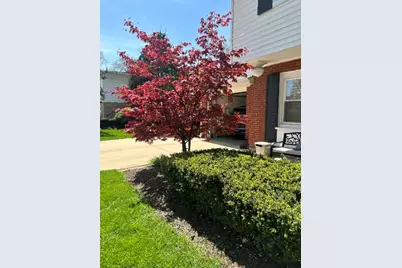 124 S Fairlane Avenue, Elmhurst, IL 60126 - Photo 2