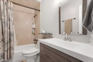 124 S Fairlane Ave, Elmhurst, IL 60126 - Photo 18