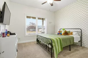 404 Victoria Dr, Washington, IL 61571 - Photo 12